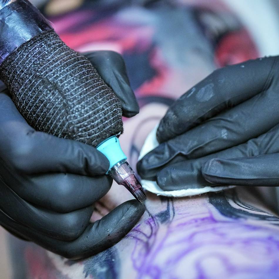 Zwei Tage Messe in der Stadthalle: Tattoo-Schau zeigt Trends der Körperkunst in Kleve