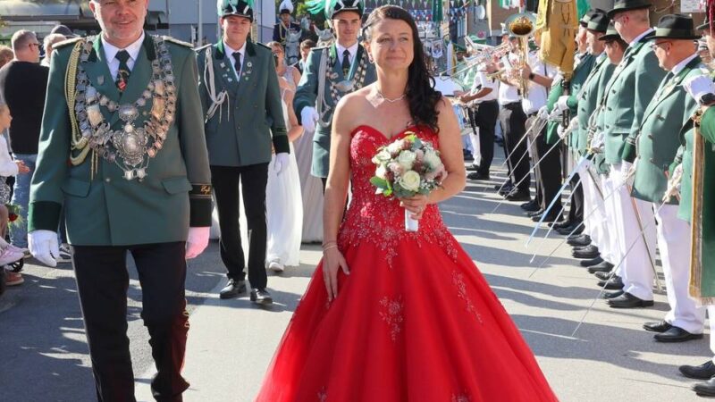 Brauchtum in Grevenbroich: Gustorf feiert Schützenfest mit neuem Rhythmus