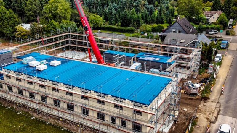 An Haus-Gravener-Straße in Langenfeld: Unterkunft für 120 Geflüchtete entsteht im Baukastenprinzip