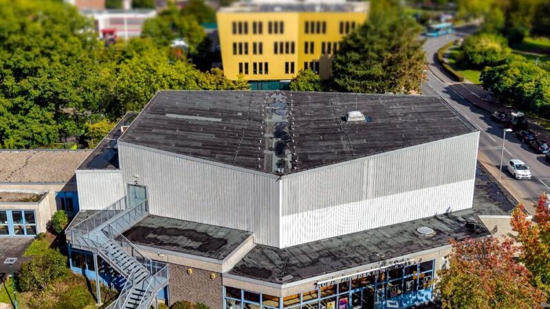 Monheimer Gymnasium: Abrissbirne rückt zur Aula am Berliner Ring an