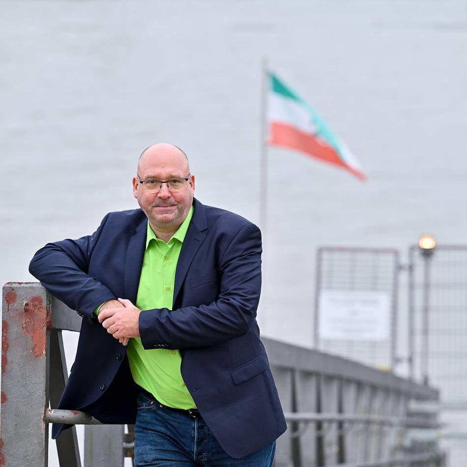 Stadtrat in Grevenbroich: Kommissar Schimanski schafft’s um Haaresbreite in den Rat