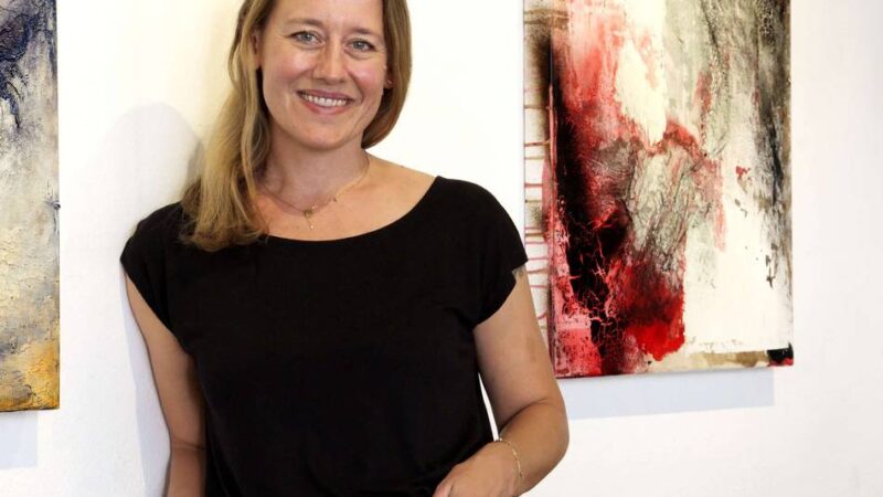 Ausstellung in Rheinberg im Schwarzen Adler: In den Bildern von Andrea Haubrich steckt viel Freiheit