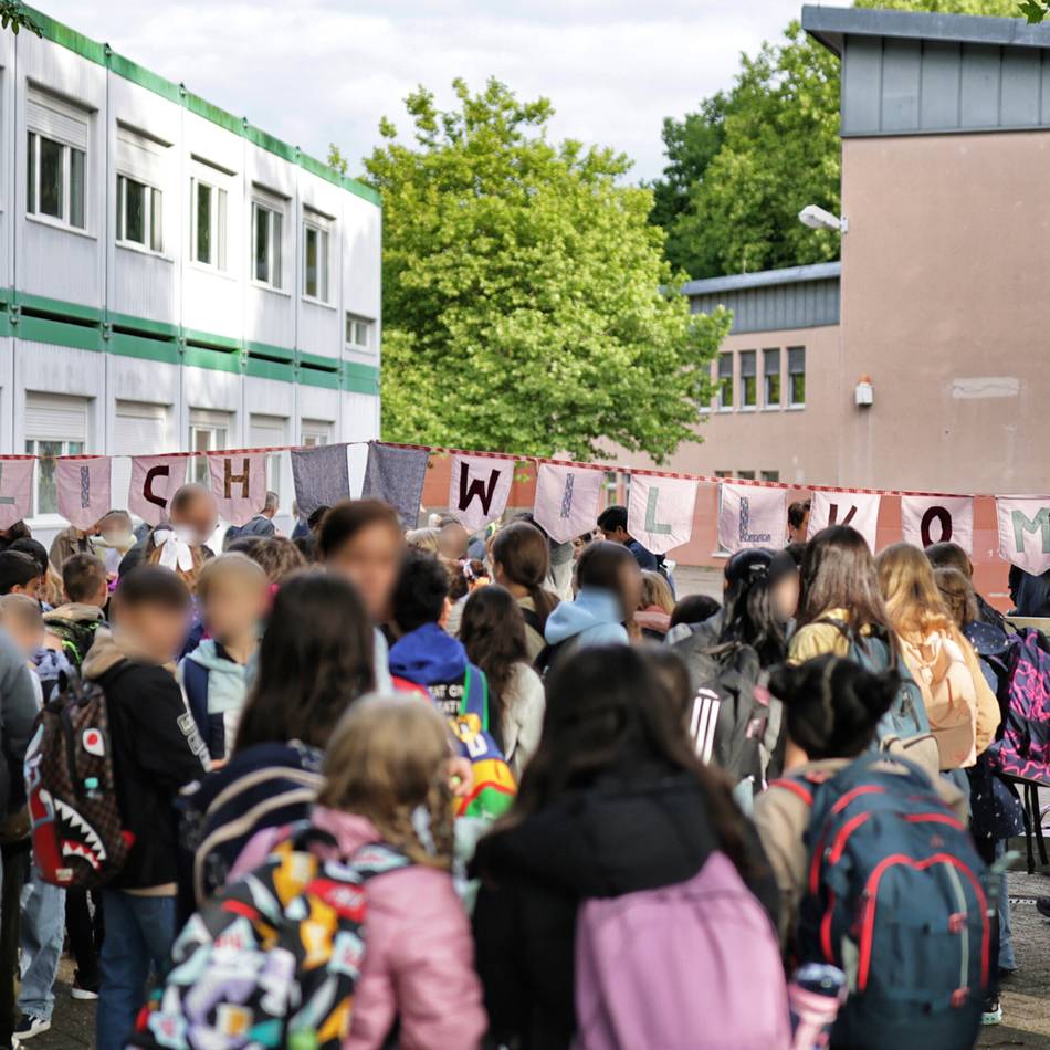 Nach dem Großbrand: Erkrather Schüler werden wohl bis Sommer in Benrath unterrichtet
