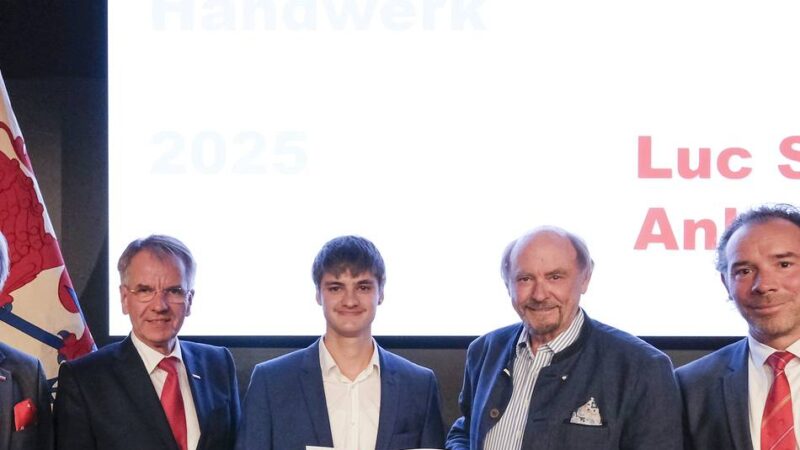 Großer Heimatverein in Düsseldorf: 20-jähriger Anlagenmechaniker mit dem Förderpreis Handwerk der Jonges ausgezeichnet