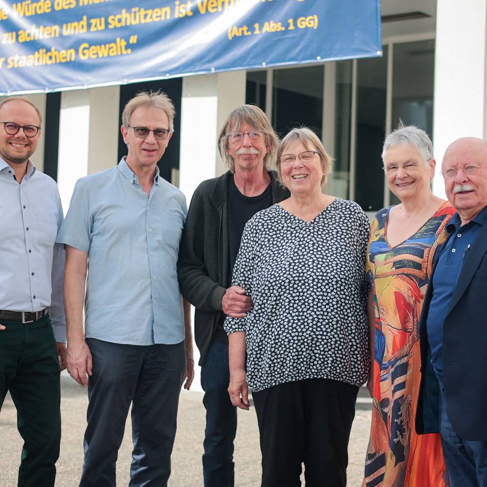 Alphabetisierungskurse an der VHS Krefeld: „Lesen und Schreiben ist der Schlüssel, um sich die Welt erschließen zu können“