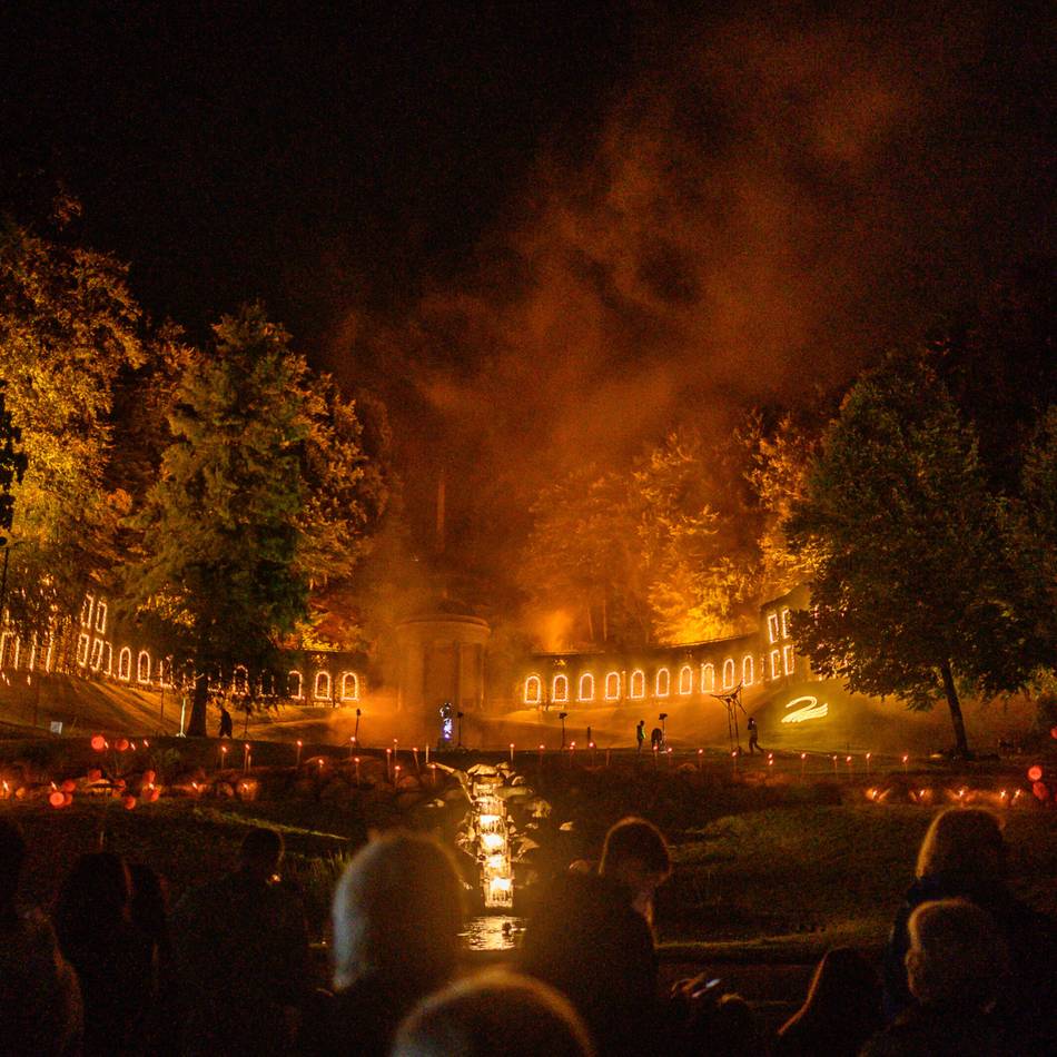 Lichterfest im Forstgarten: Kleve verabschiedet den Sommer im Glanz tausender Lichter