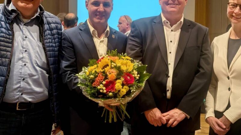 Kommunalwahl 2025 in Wermelskirchen: Start-Ziel-Sieg für Bernd Hibst