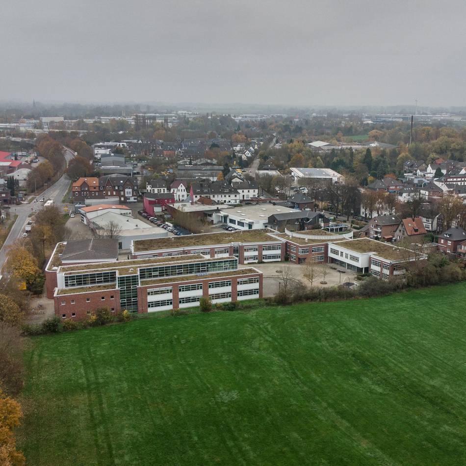 Schule in Kleve: Schüler (14) stellt sich nach Gewaltandrohung der Polizei