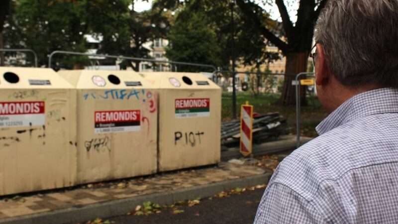 Ärger über Altglas-Container in Mönchengladbach: „Da werden Mäuse und Ratten vor die Haustür kommen“