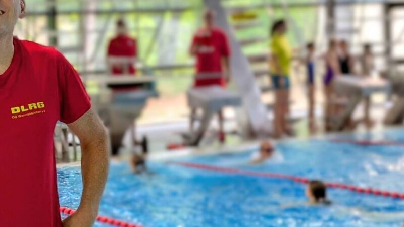 Aktion im Wermelskirchener Quellenbad: DLRG-Langzeitschwimmen verbucht neuen Streckenrekord