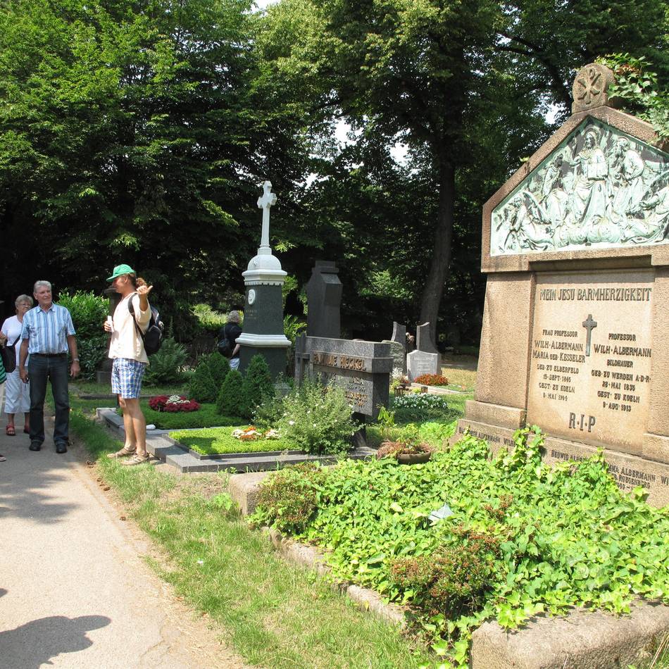 Bergischer Geschichtsverein Wermelskirchen: BGV lädt ein zur Führung über den Melaten-Friedhof
