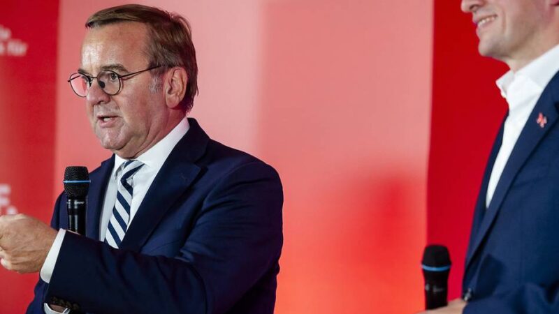 Verteidigungsminister in Düsseldorf: Was passiert mit der Bergischen Kaserne? Jetzt äußert sich Pistorius