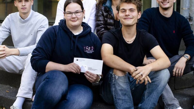 Clevere Idee: Warum am Sonntag 97 Düsseldorfer Schüler als Wahlhelfer im Einsatz sind