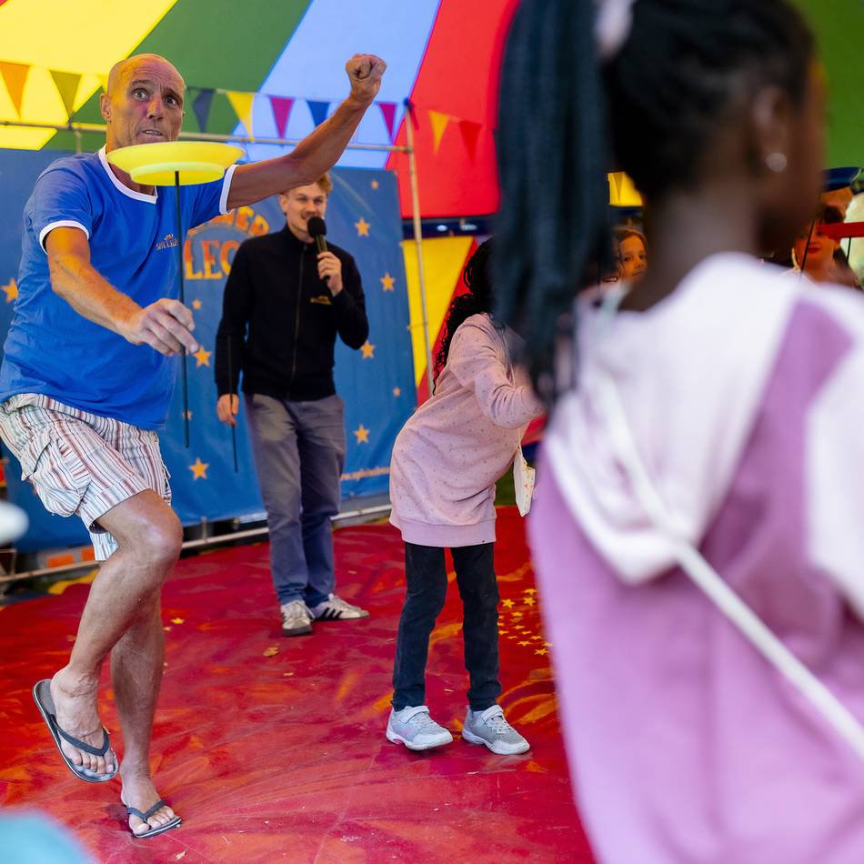 Zum zehnten Mal in Düsseldorf: Das Paulinenpark-Fest macht glücklich