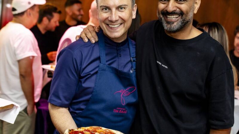 Präsentation bei Chefs in Town in Düsseldorf: So schmeckt die neue Tiefkühlpizza von Sternekoch Tim Raue