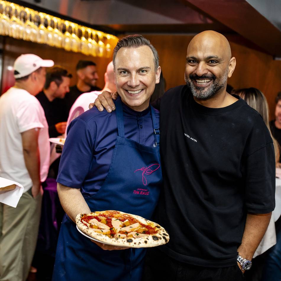 Präsentation bei Chefs in Town in Düsseldorf: So schmeckt die neue Tiefkühlpizza von Sternekoch Tim Raue
