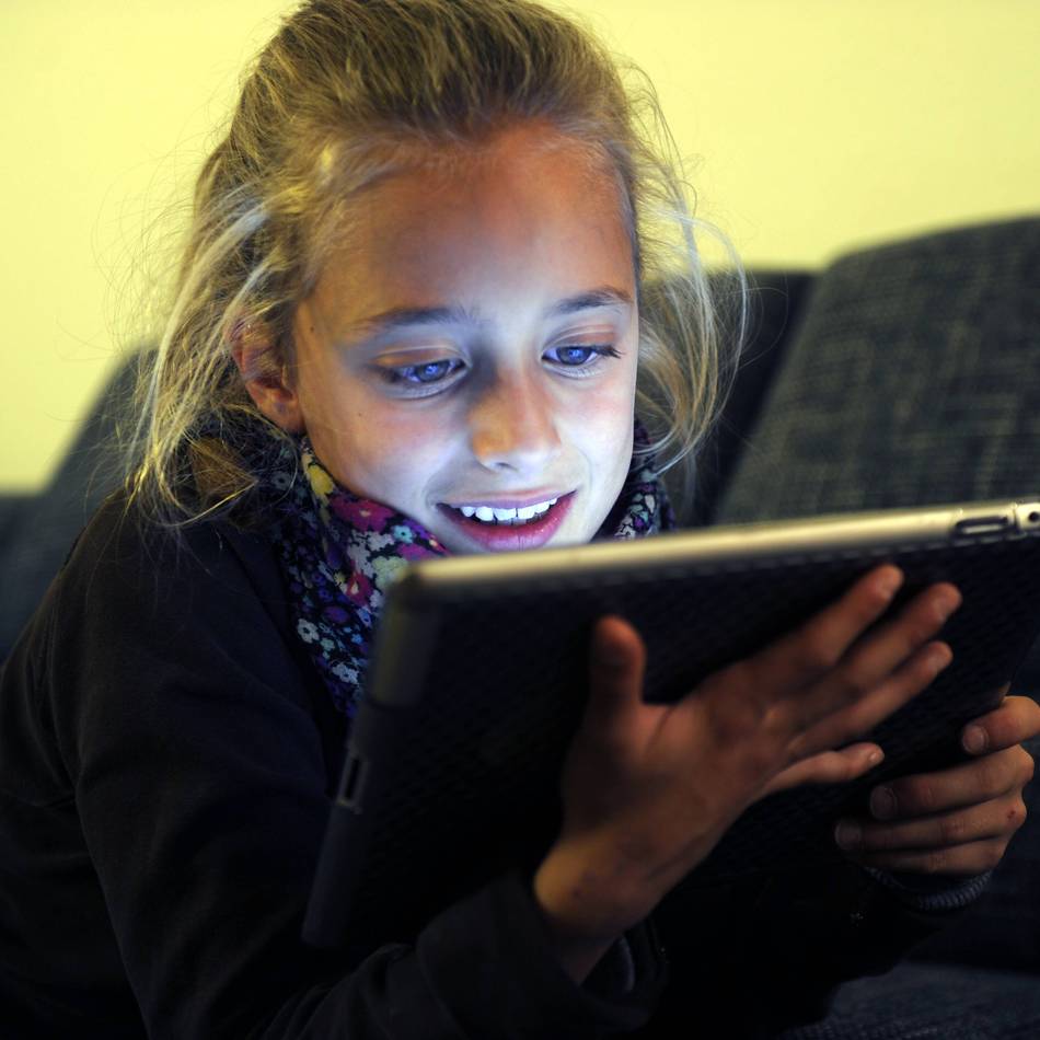 Ärger mit Tablets an Neusser Schulen: Wenn Kinder auf dem Schul-iPad Horrorfilme streamen