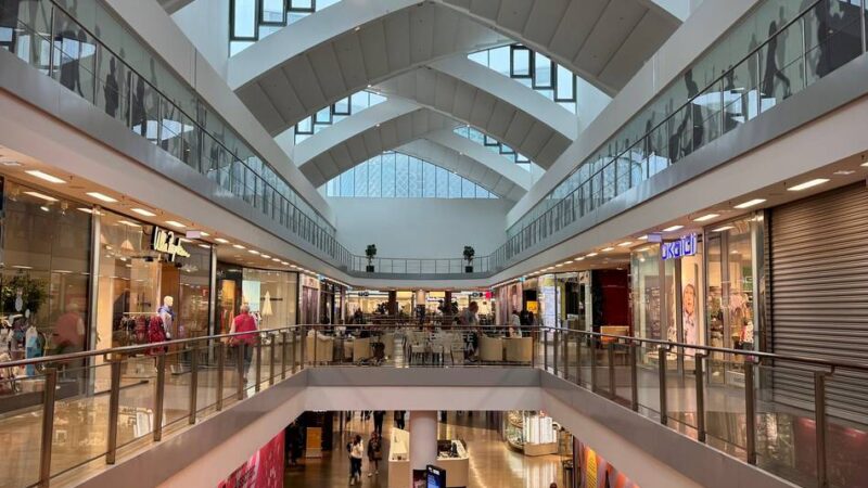 Einkaufen in Neuss: Neueröffnungswelle im Rheinpark-Center