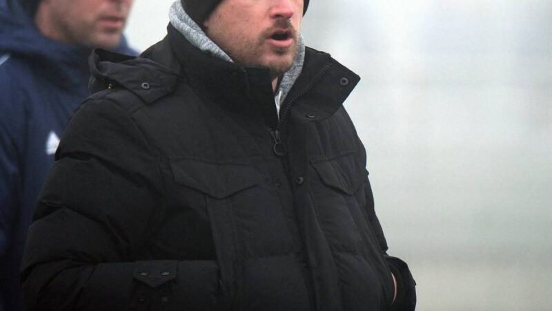 In der Fußball-Bezirksliga: Ratinger U23 kann nur verkürzen, der SV Hösel feiert