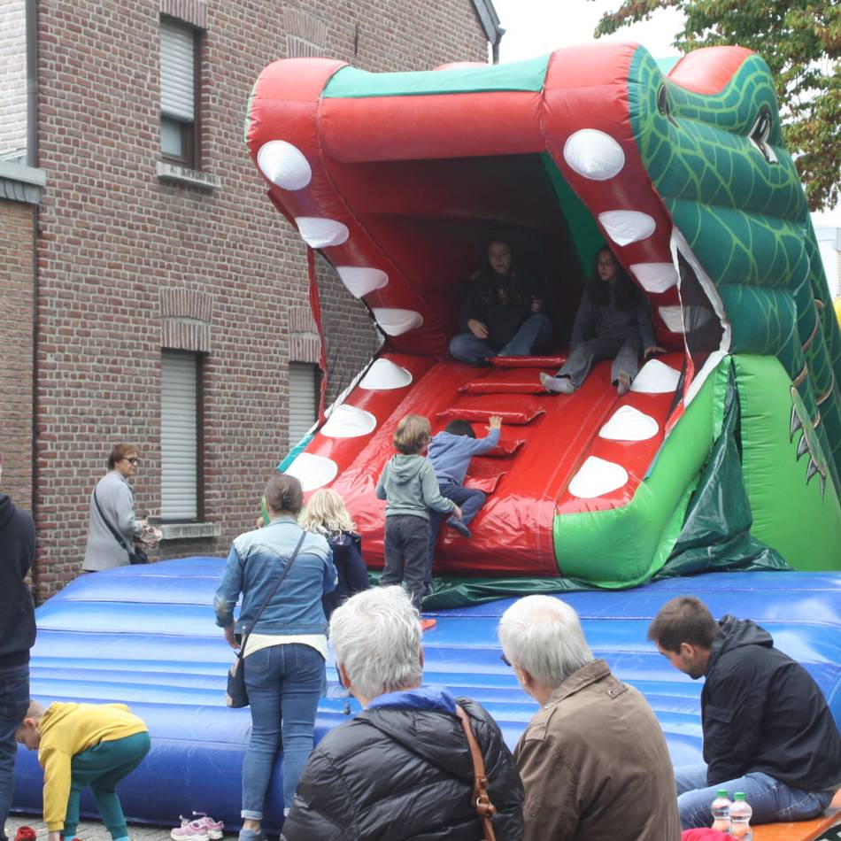 Klettern, kleben und kuscheln: Hoch hinaus beim Stadtkinderfest in Süchteln