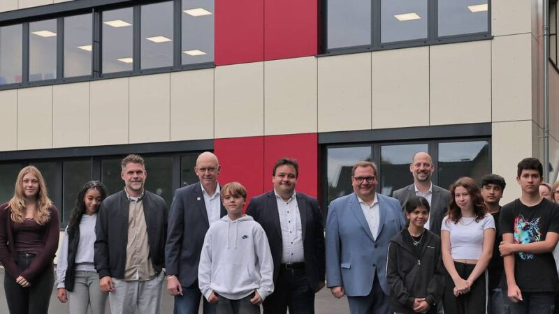 Neubau in Krefeld: Die Gesamtschule Uerdingen ist jetzt endlich baulich komplett