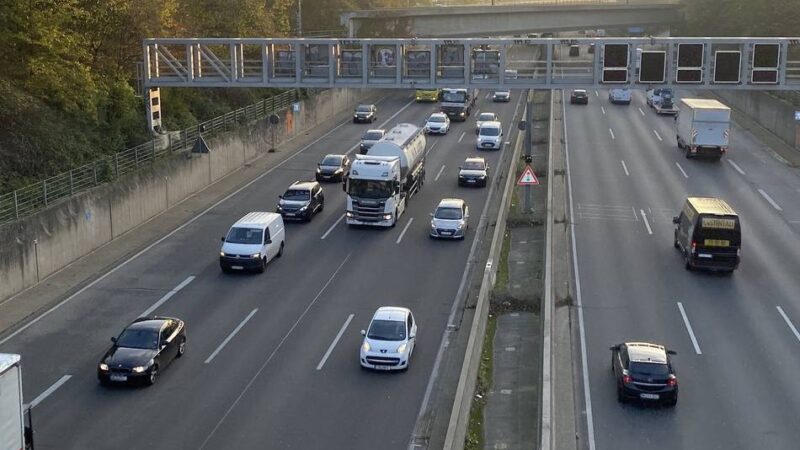 Lärmschutzwand beschädigt: A46-Auffahrt in Düsseldorf kurzfristig gesperrt
