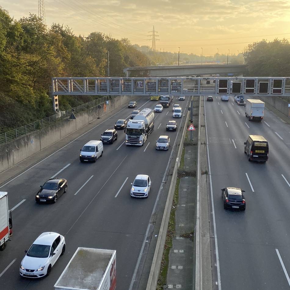 Lärmschutzwand beschädigt: A46-Auffahrt in Düsseldorf kurzfristig gesperrt