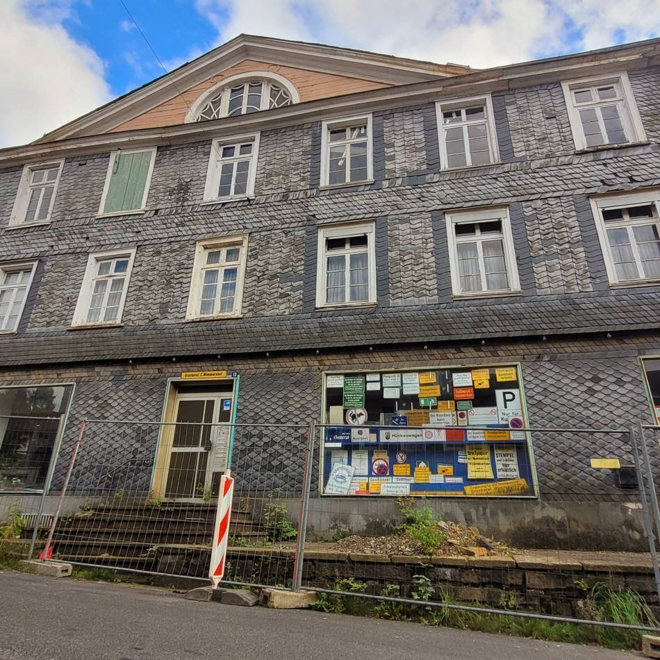 Verwahrlostes Haus in Hückeswagen: Abbruch-Antrag für Friedrichstraße 13
