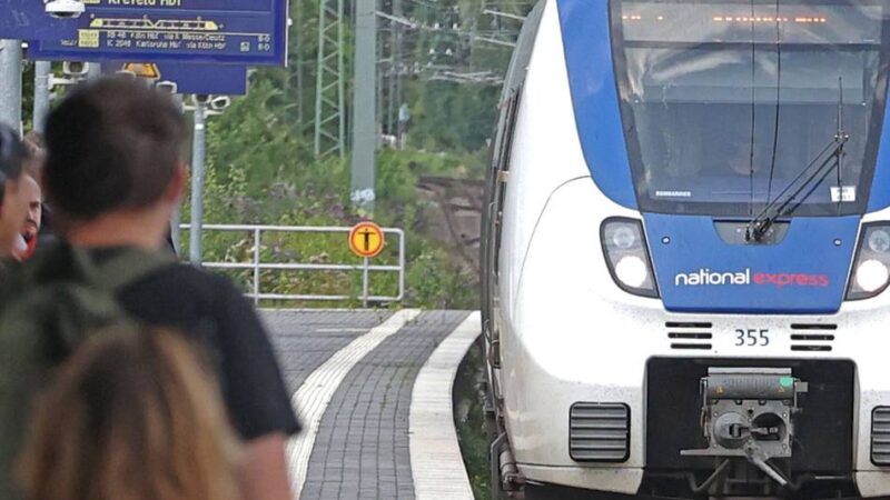 ÖPNV in Krefeld: VRR kündigt weitere Einschränkungen beim RE7 an