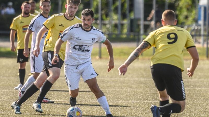 Das Top-Spiel in der Fußball-Kreisliga A: Jetzt grüßt Siegfried Materborn von der Tabellenspitze