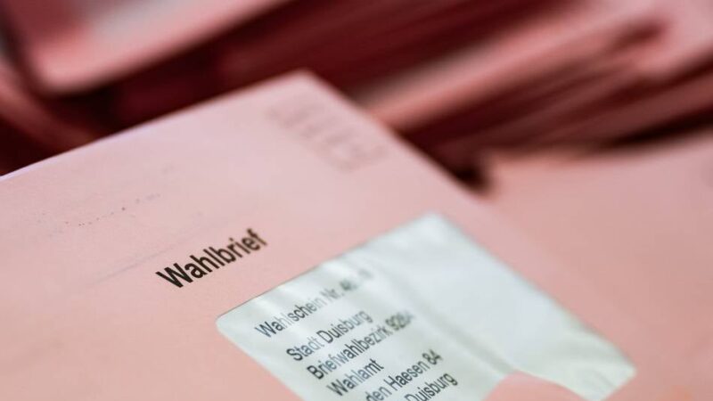 Stimmabgabe in Duisburg ab Mittwoch: Wählen per Brief – so funktioniert es bei der Stichwahl