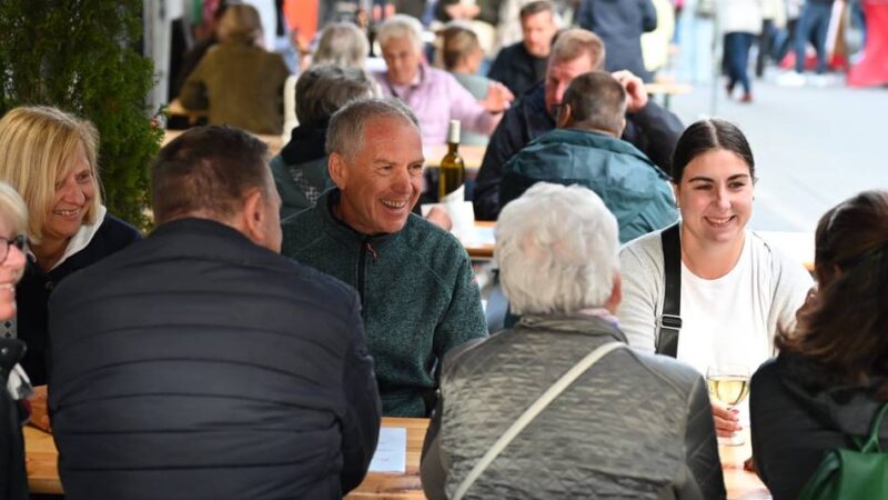 Treffpunkt in Radevormwald: Feierabendmarkt an der Kaiserstraße: „Gerne öfter“