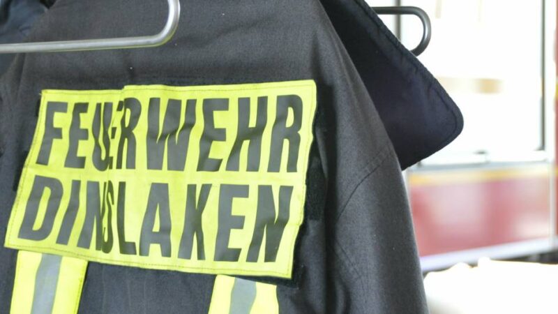 In Dinslaken und Voerde: Feuerwehr und Rettungskräfte rücken mehr als 20 Mal aus