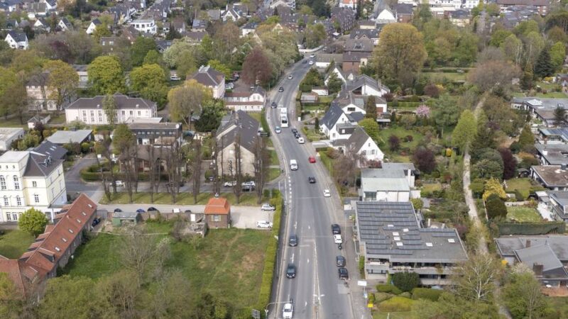 XXL-Baustelle in Moers: Wichtige Straße ist bald wieder für den Autoverkehr frei