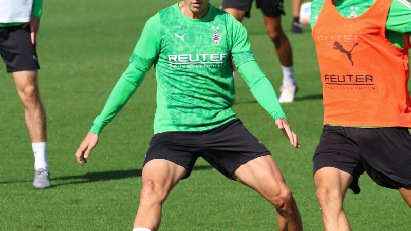 Borussia-Talent zurück auf dem Platz: Neuhaus setzt mit dem Mannschaftstraining aus