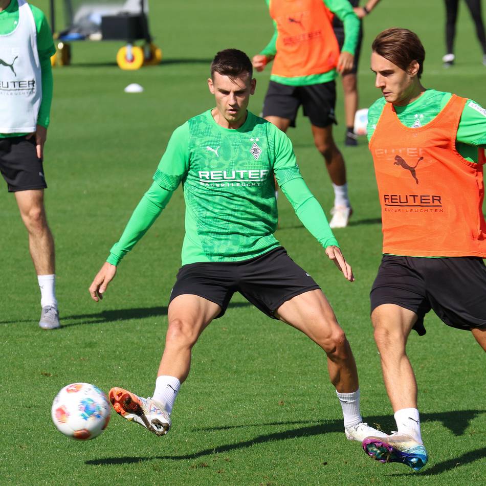Borussia-Talent zurück auf dem Platz: Neuhaus setzt mit dem Mannschaftstraining aus