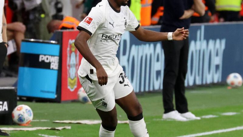 Gleich eine Vorlage für Gladbach: Charles Herrmanns Bundesliga-Debüt war in vielerlei Hinsicht besonders