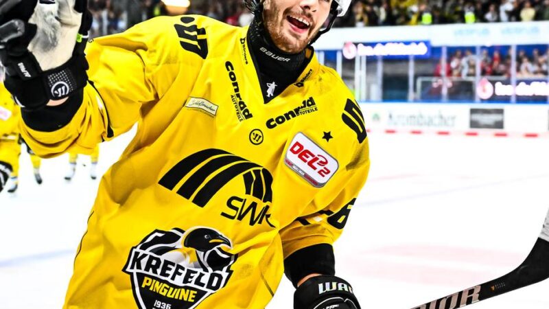 Beim NRW-Cup 2025 in Iserlohn: Gogulla trifft direkt – Pinguine gewinnen ruppiges Derby gegen die DEG und holen Platz drei