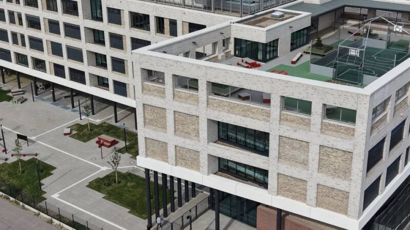 Rund um die Benrodestraße in Düsseldorf: Wege am neuen Benrather Schulcampus sollen sicherer werden