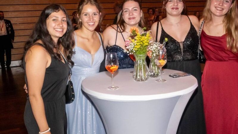 Ball der Schützenlust in der Neusser Stadthalle: Lob auf das Königspaar – „Ihr seid ein echter Gewinn für das Schützenfest“