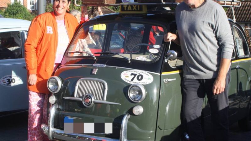 Oldtimer in Viersen: Mit dem alten Fiat-Taxi zur Irmgardis-Rallye