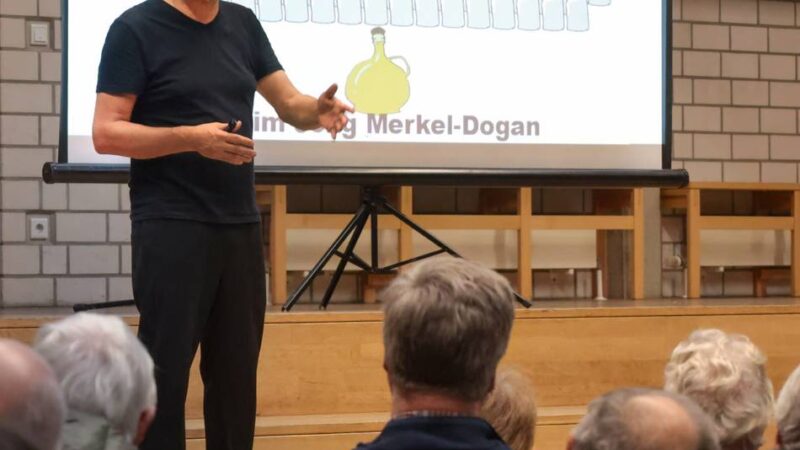 Comedy in Düsseldorf: Kabarettist tritt zur interkulturellen Woche im Kulturhaus Süd auf