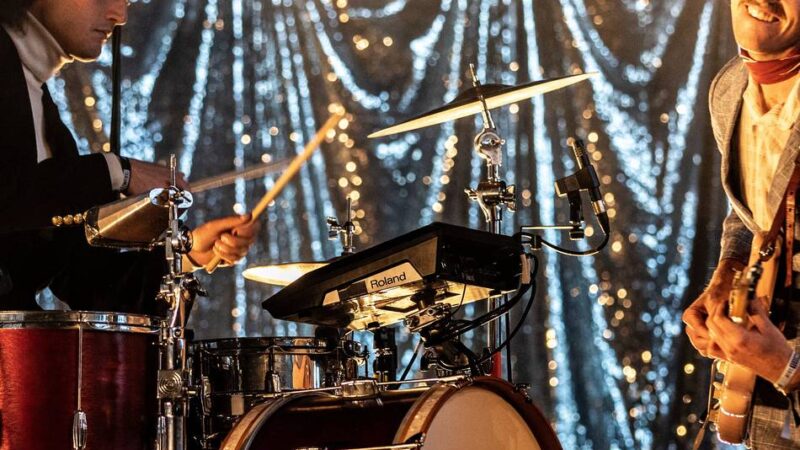 Konzert in der Mitsubishi Electric Halle: „Parcels“ starten ihre Welttournee in Düsseldorf