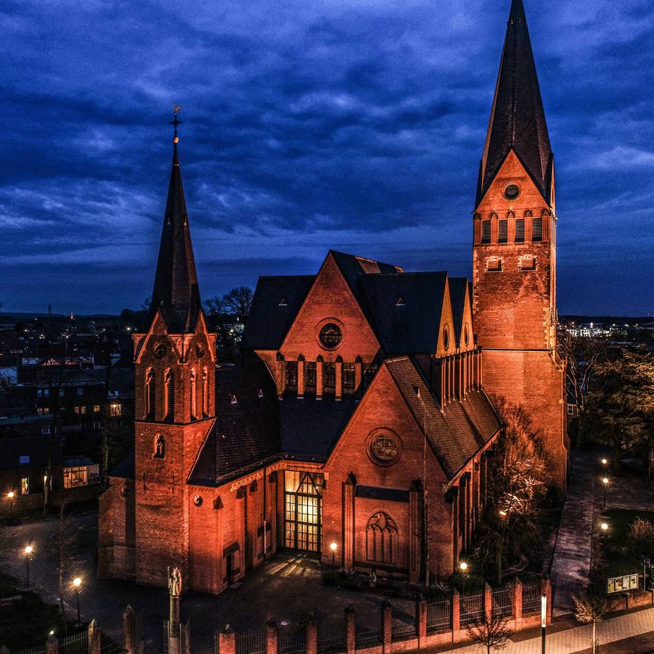 Samstag und Sonntag in Kevelaer: Musikalisches Abendgebet und Friedenskonzert in St. Antonius Kevelaer
