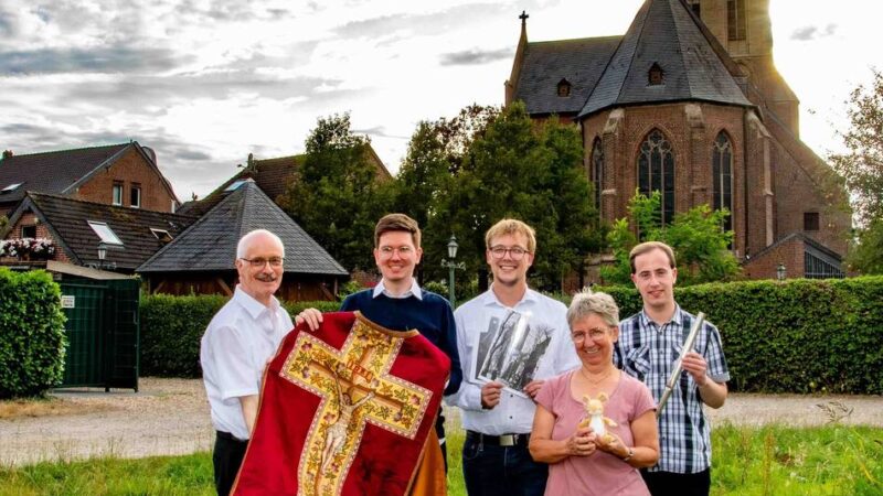 Tag des offenen Denkmals in St. Petrus Wetten: „Schätze“ entdecken und die Orgelmaus Pieps kennenlernen