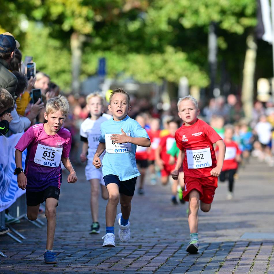 Oscar Pablo Thies wiederholt Vorjahressieg: Beim 30. Citylauf durch Xanten endet eine Ära