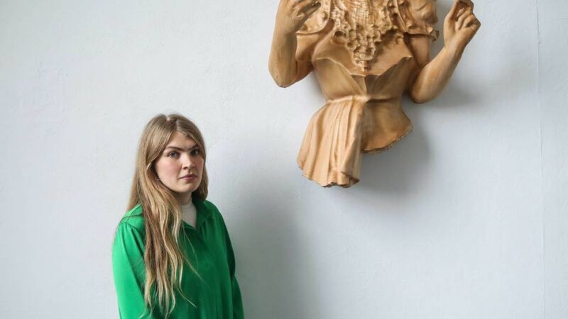 Moderne Skulpturen in Düsseldorf: Kunst aus Tirol mit Computer und Fräse