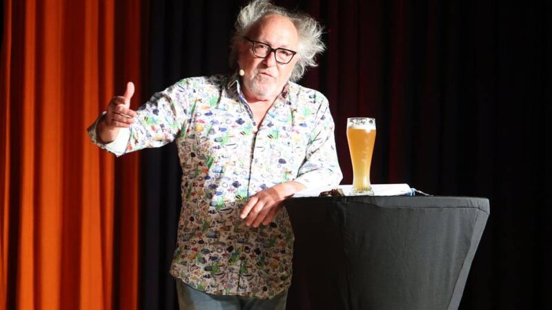 Kabarretist gastiert in Korschenbroich: Besser jammern – mit Tipps von Urban Priol