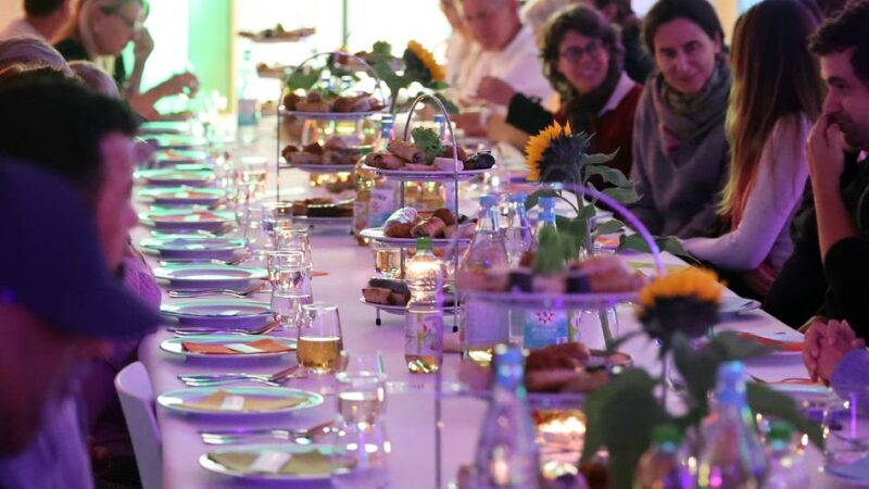 Veranstaltung in Mönchengladbach: Zwischen Zaziki und Baklava – Andere Kulturen kennenlernen beim Internationalen Gastmahl