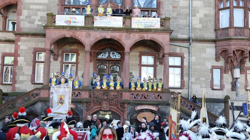 Karneval in Mönchengladbach: Rathaussturm nicht mehr in Rheydt